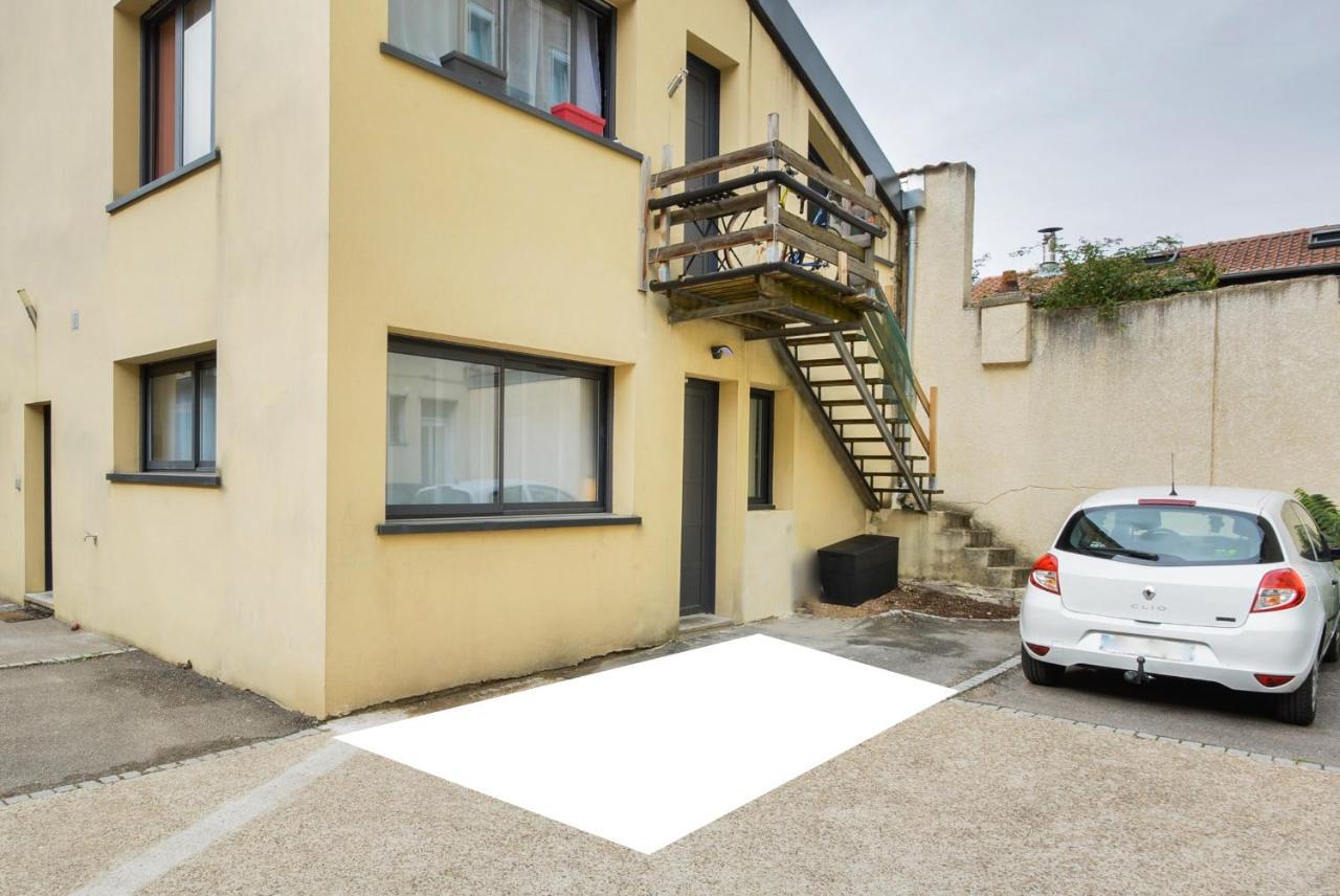 L'Independant De La Rue Du Tapis Vert - Appt Nancy Exterior photo